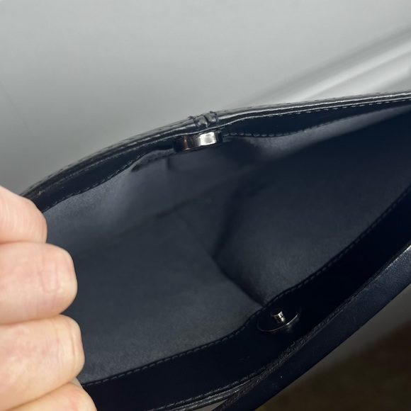 🔥fire sale🔥Authentic✨LV✨Demi Lune Pochette Epi Leather Black - Picture 6 of 9